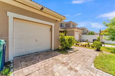 14211 SW 272nd Ln, Homestead, FL 33032 - Photo 7
