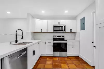 850 SW 12th Ct #850, Fort Lauderdale, FL 33315 - Photo 9