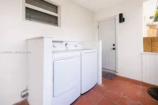 850 SW 12th Ct, Fort Lauderdale, FL 33315 - Photo 13