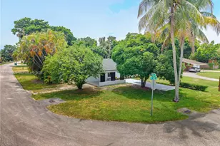 2200 NW 110th St, Miami, FL 33167 - Photo 17