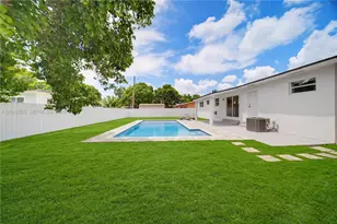2200 NW 110th St, Miami, FL 33167 - Photo 35