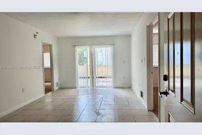 2415 NW 16th St Rd #207-1, Miami, FL 33125 - Photo 13