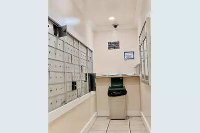2415 NW 16th St Rd #207-1, Miami, FL 33125 - Photo 17