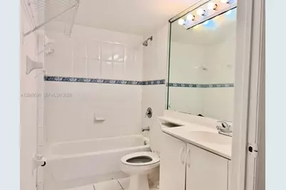 2415 NW 16th St Rd #207-1, Miami, FL 33125 - Photo 7