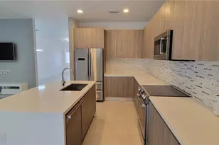 10219 NW 72nd Terrace, Doral, FL 33178 - Photo 5