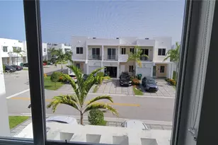 10219 NW 72nd Terrace, Doral, FL 33178 - Photo 11