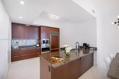 15901 Collins Ave #707, Sunny Isles Beach, FL 33160 - Photo 7