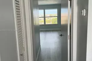 1398 NE 191st St, Miami, FL 33179 - Photo 13