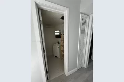 1398 NE 191st St #C305, Miami, FL 33179 - Photo 9