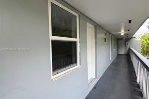 1398 NE 191st St, Miami, FL 33179 - Photo 25