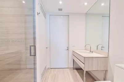 18975 Collins Ave #5403, Sunny Isles Beach, FL 33160 - Photo 21