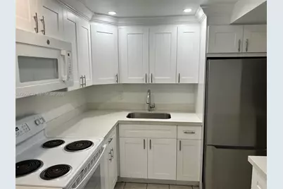 815 SW 30th St #J, Fort Lauderdale, FL 33315 - Photo 3