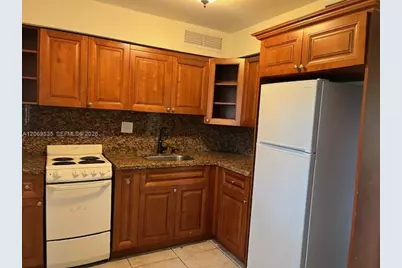 4605 SW 65th Ave, Davie, FL 33314 - Photo 3