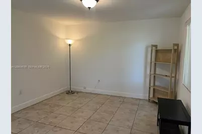 4605 SW 65th Ave, Davie, FL 33314 - Photo 5