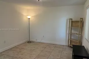 4605 SW 65th Ave, Davie, FL 33314 - Photo 5