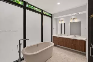 8670 Arboretum Ln, Miami, FL 33138 - Photo 17