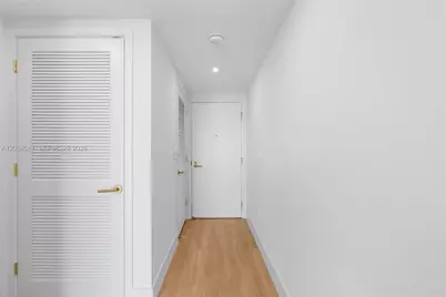 90 NE 32 #621, Miami, FL 33127 - Photo 17