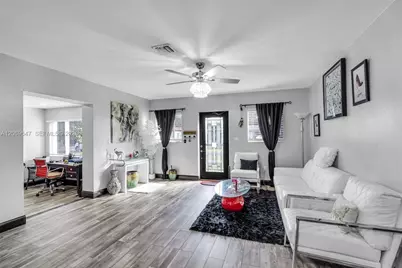 9402 NW 2nd Pl, Miami Shores, FL 33150 - Photo 5