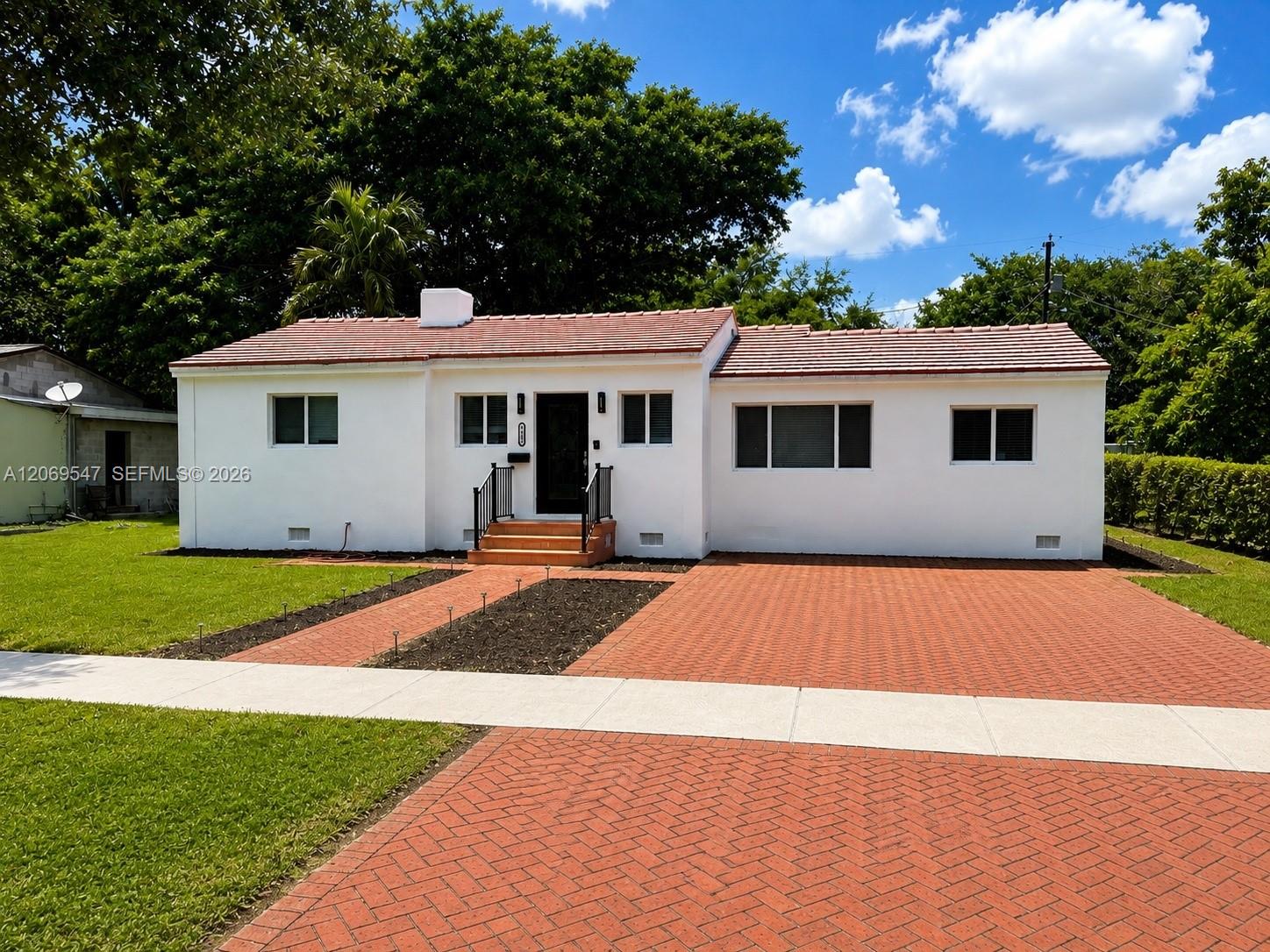 9402 NW 2nd Pl - 9402 NW 2nd Pl, Miami Shores, FL 33150 Luxury Property | Jose Angel Pina