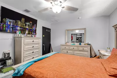 9402 NW 2nd Pl, Miami Shores, FL 33150 - Photo 19