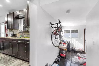 9402 NW 2nd Pl, Miami Shores, FL 33150 - Photo 11