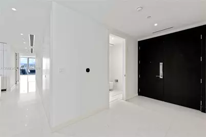300 Biscayne Blvd Way #4404, Miami, FL 33131 - Photo 7
