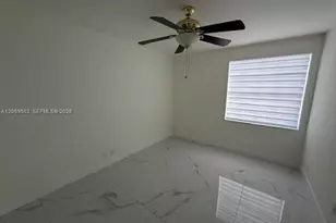 16286 Erie Pl, Davie, FL 33331 - Photo 19
