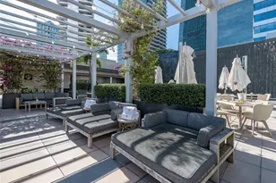 1425 Brickell Ave, Miami, FL 33131 - Photo 19