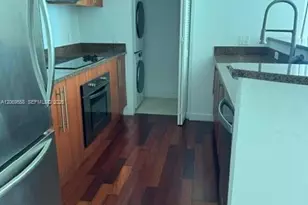 300 S Biscayne Blvd, Miami, FL 33131 - Photo 5