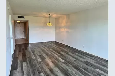 2950 N Palm Aire Dr #605, Pompano Beach, FL 33069 - Photo 7