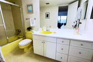 2950 N Palm Aire Dr, Pompano Beach, FL 33069 - Photo 15
