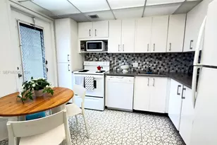 2950 N Palm Aire Dr, Pompano Beach, FL 33069 - Photo 1