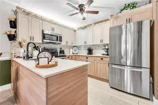 3561 Pine Tree Ct, Greenacres, FL 33463 - Photo 3