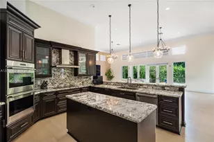 10961 SW 31st, Davie, FL 33328 - Photo 3