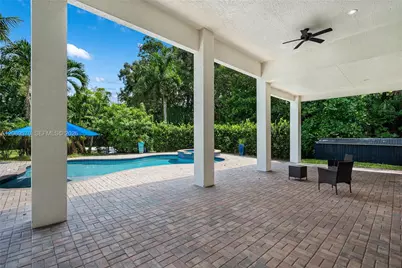 10961 SW 31st, Davie, FL 33328 - Photo 37