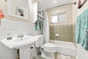 2250 NW 81st Ave, Sunrise, FL 33322 - Photo 25