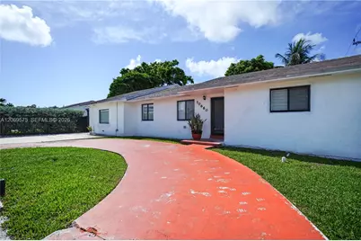 10660 SW 164th St, Miami, FL 33157 - Photo 3