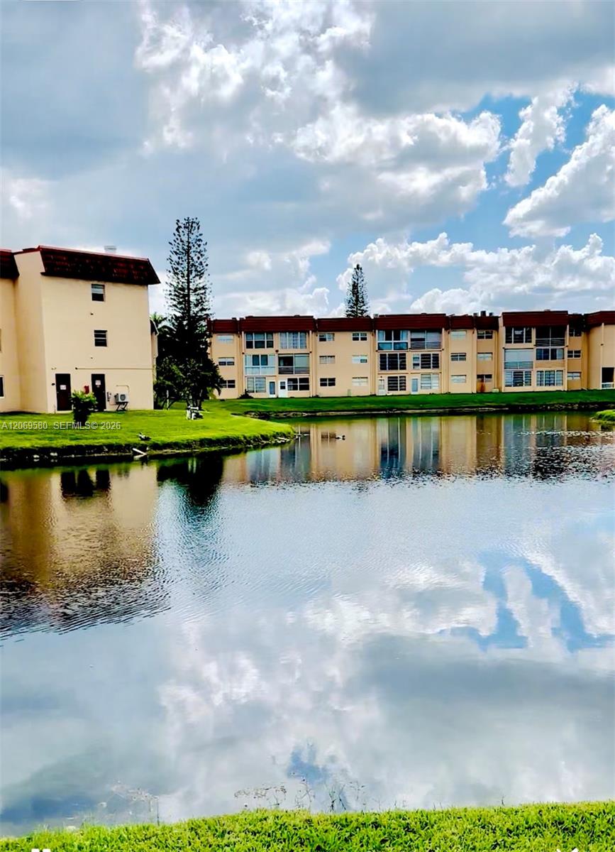 8881 Sunrise Lakes Blvd #108 - 8881 Sunrise Lakes Blvd #108, Sunrise, FL 33322 Luxury Property | Jose Angel Pina