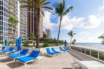 17555 Collins Ave #3202, Sunny Isles Beach, FL 33160 - Photo 51