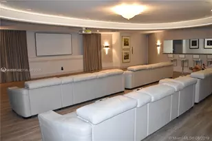 17555 Collins Ave, Sunny Isles Beach, FL 33160 - Photo 35