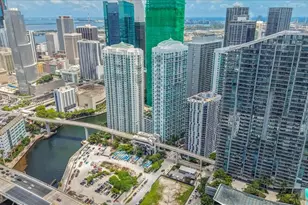 41 SE 5th St, Miami, FL 33131 - Photo 45