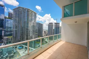 41 SE 5th St, Miami, FL 33131 - Photo 3