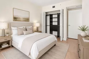 41 SE 5th St, Miami, FL 33131 - Photo 9