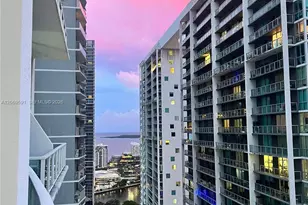 41 SE 5th St, Miami, FL 33131 - Photo 17
