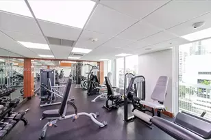 41 SE 5th St, Miami, FL 33131 - Photo 41