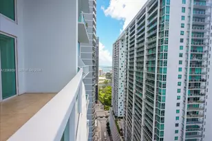 41 SE 5th St, Miami, FL 33131 - Photo 19