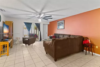 7531 Harbour Blvd, Miramar, FL 33023 - Photo 7