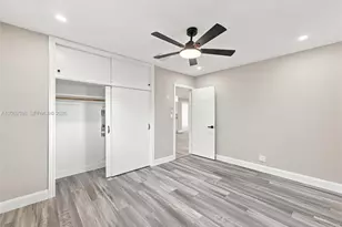 450 SW 1st St, Boca Raton, FL 33432 - Photo 19