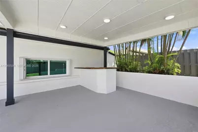450 SW 1st St, Boca Raton, FL 33432 - Photo 17