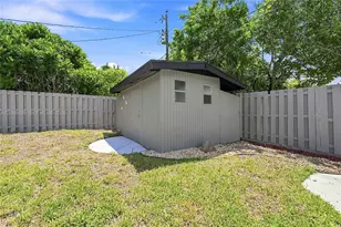 450 SW 1st St, Boca Raton, FL 33432 - Photo 37